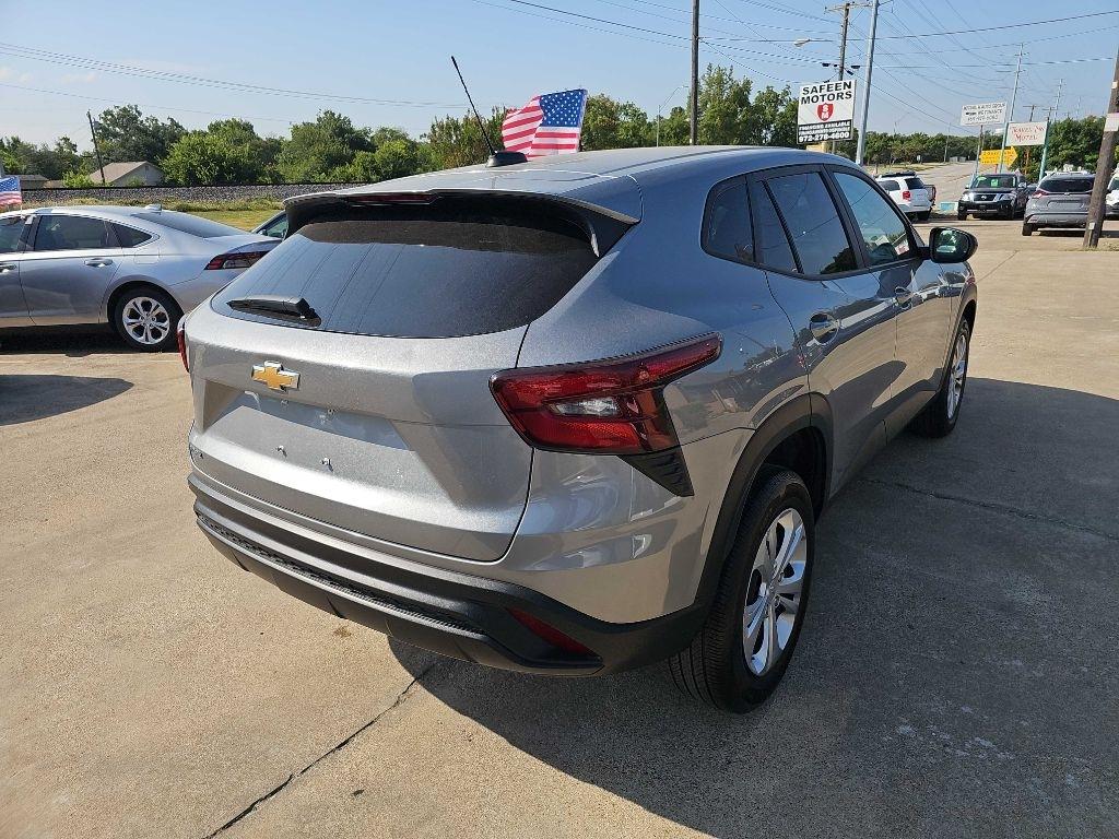 Chevrolet Trax FWD 4dr LS 2025