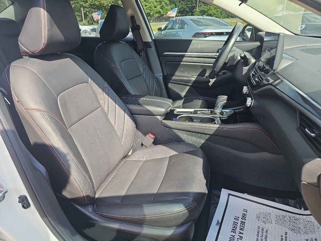 Nissan Altima 2.5 SR Sedan 2024
