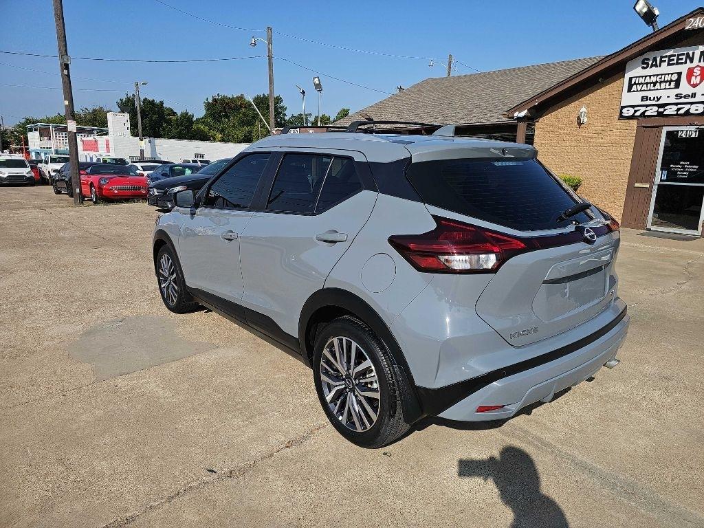 Nissan Kicks SV FWD 2024