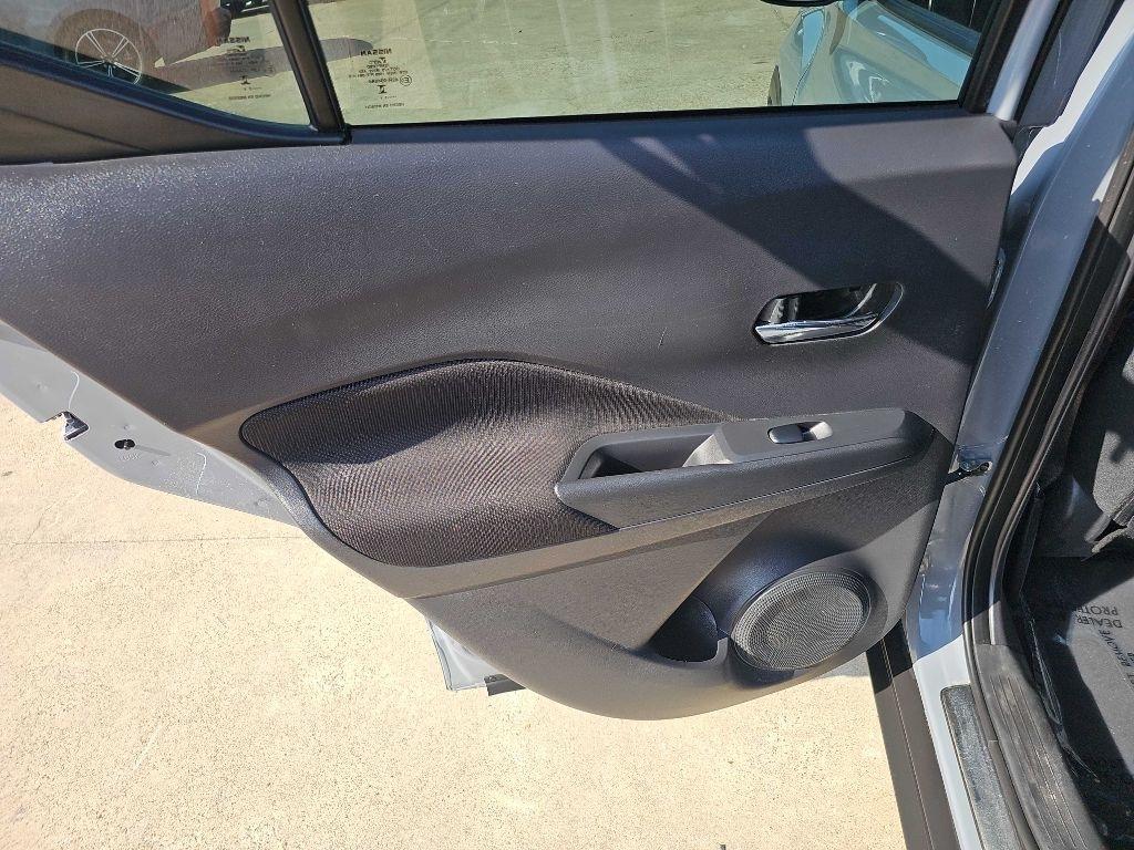 Nissan Kicks SV FWD 2024