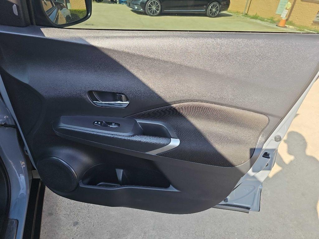 Nissan Kicks SV FWD 2024