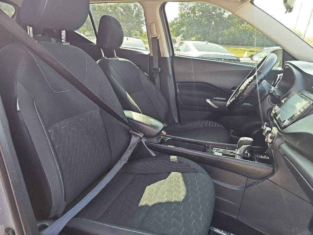 Nissan Kicks SV FWD 2024
