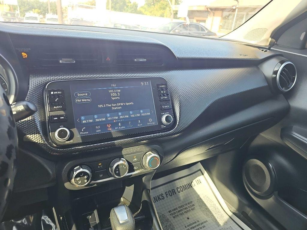 Nissan Kicks SV FWD 2024