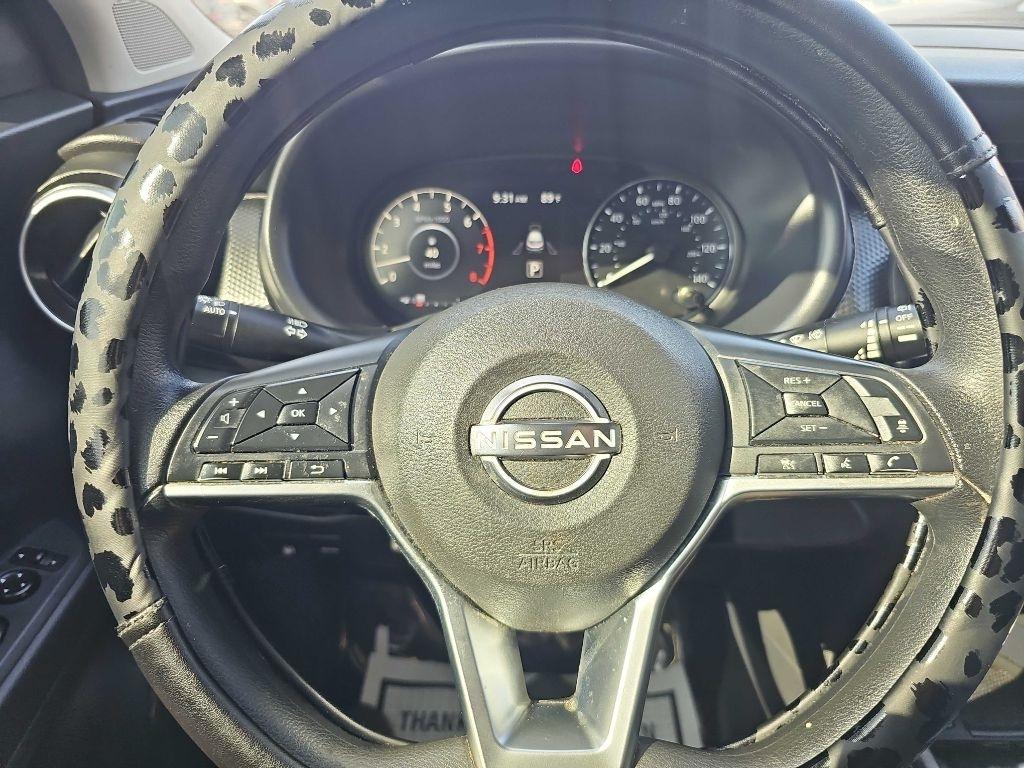 Nissan Kicks SV FWD 2024