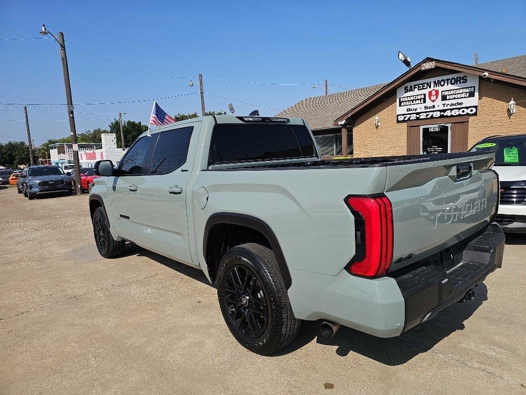 Toyota Tundra 4WD Platinum CrewMax 5.5' Bed (Natl) 2025