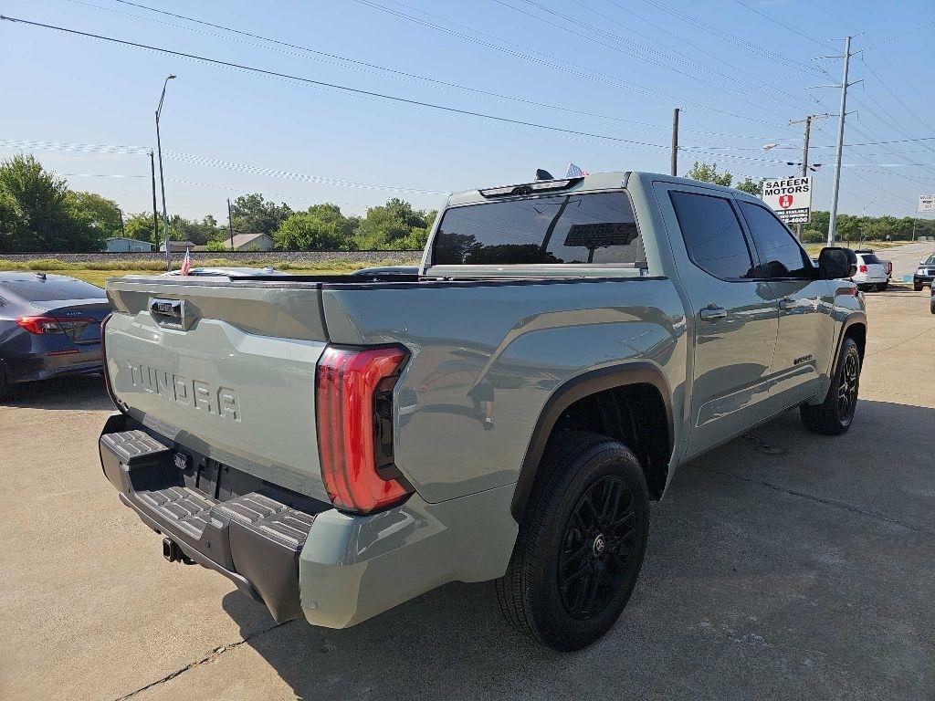 Toyota Tundra 4WD Platinum CrewMax 5.5' Bed (Natl) 2025