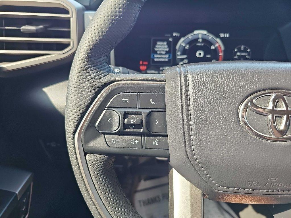 Toyota Tundra 4WD Platinum CrewMax 5.5' Bed (Natl) 2025