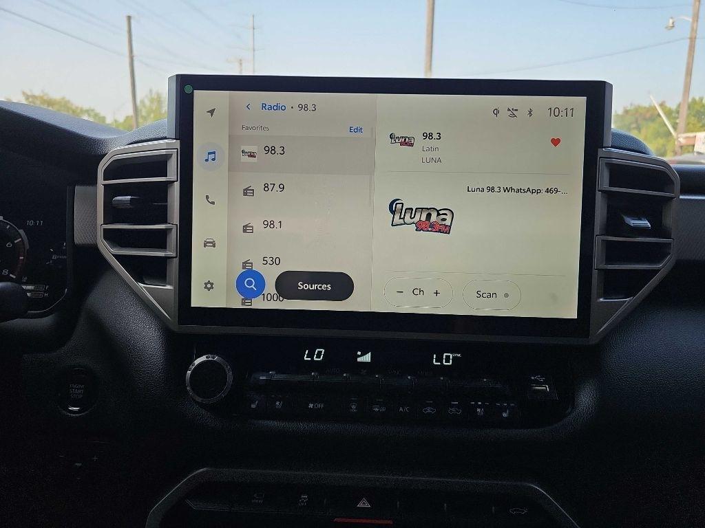 Toyota Tundra 4WD Platinum CrewMax 5.5' Bed (Natl) 2025