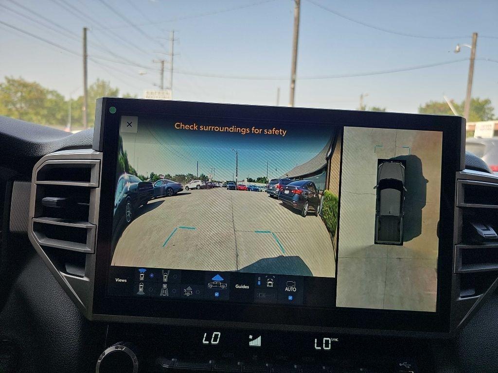 Toyota Tundra 4WD Platinum CrewMax 5.5' Bed (Natl) 2025