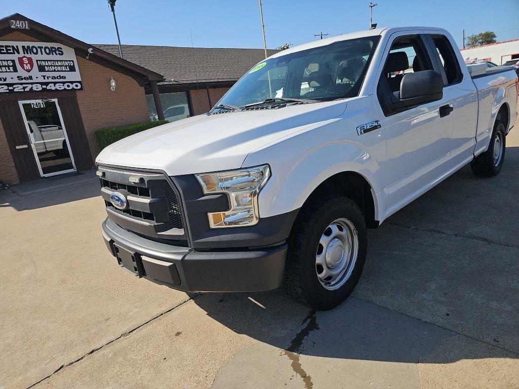Ford F-150 2WD SuperCab 145" Lariat 2015