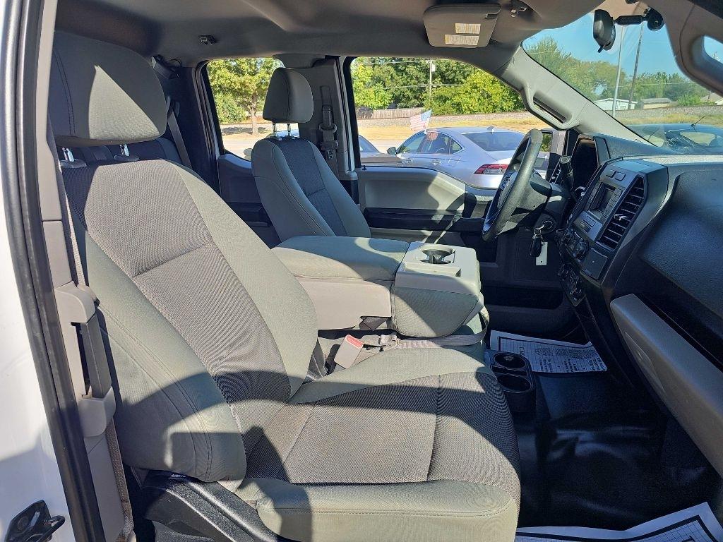 Ford F-150 2WD SuperCab 145" Lariat 2015