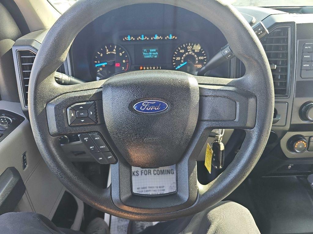 Ford F-150 2WD SuperCab 145" Lariat 2015