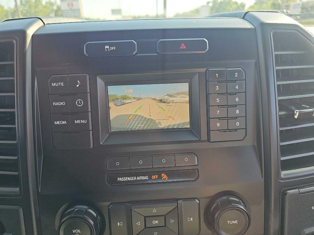 Ford F-150 2WD SuperCab 145" Lariat 2015
