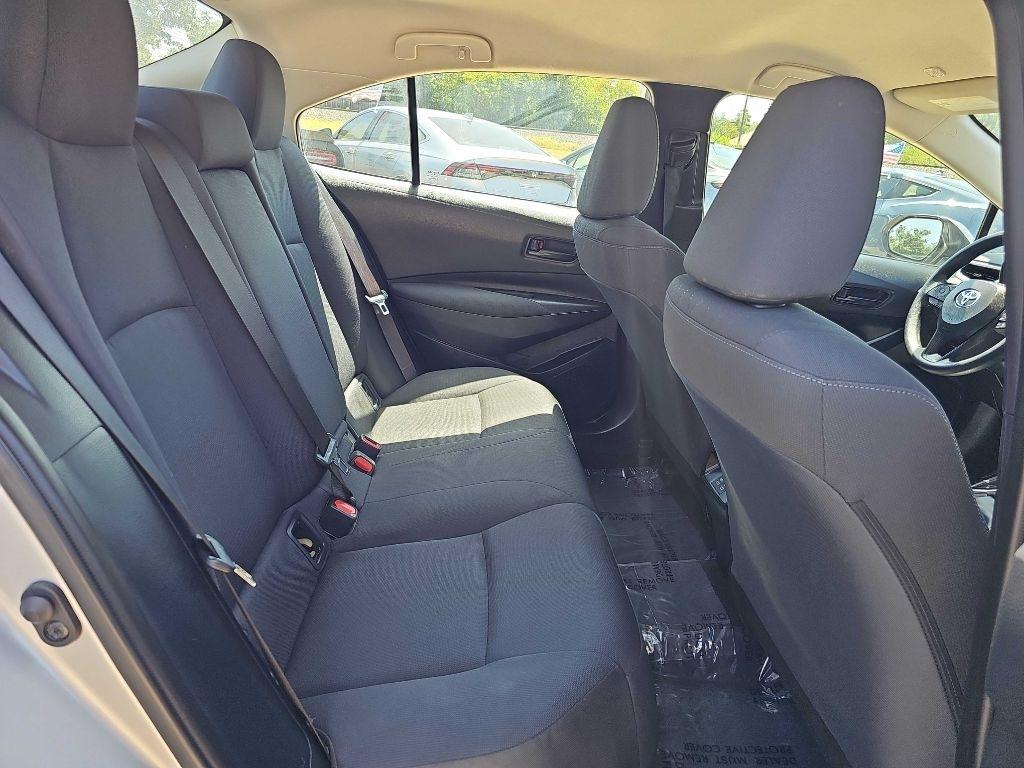 Toyota Corolla LE CVT (Natl) 2025