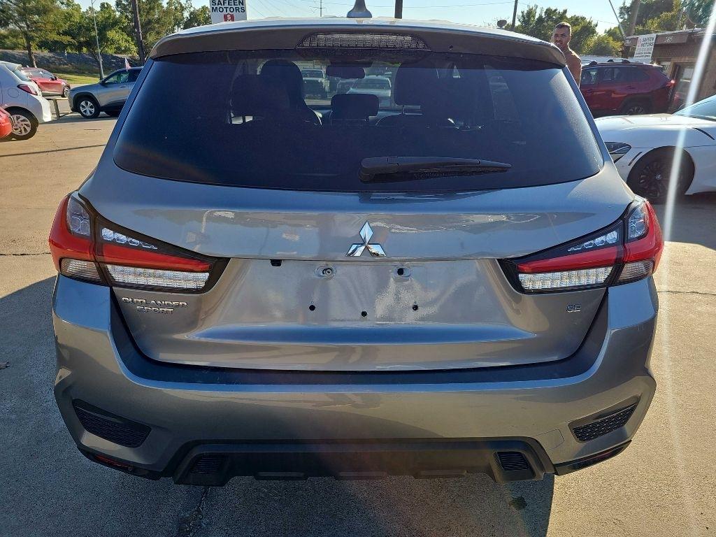Mitsubishi Outlander Sport photo 4