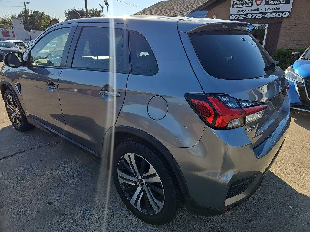 Mitsubishi Outlander Sport photo 5