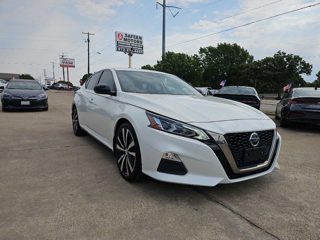 Nissan Altima 2.0 SR Sedan 2022