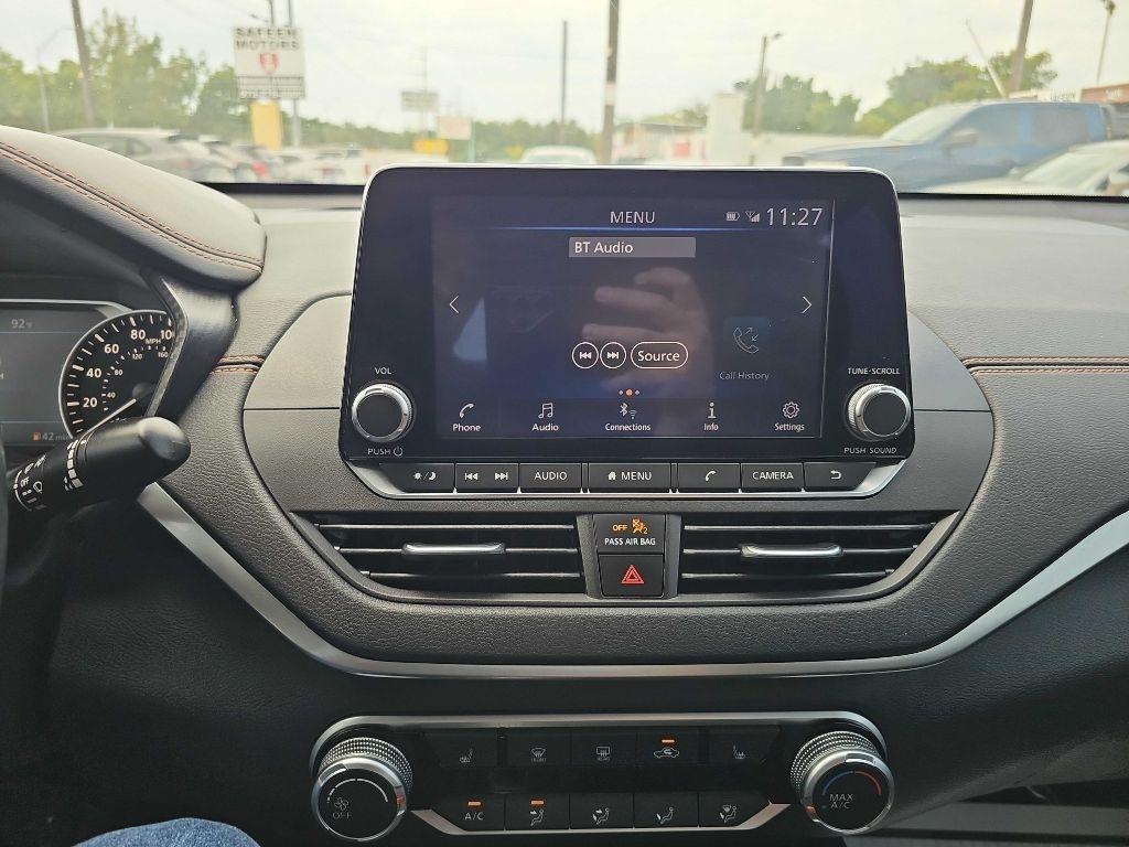 Nissan Altima 2.0 SR Sedan 2022