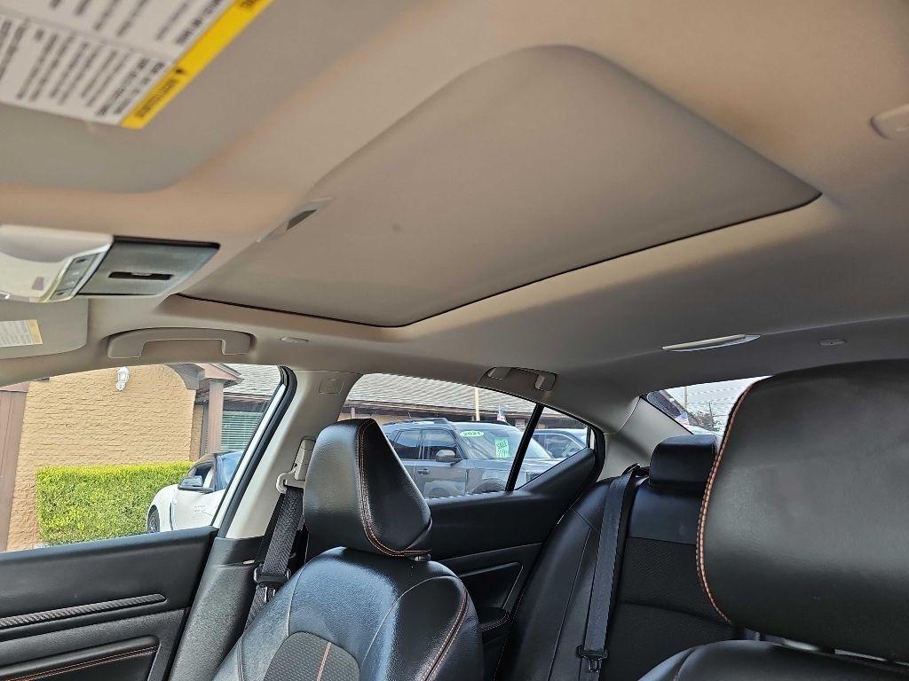 Nissan Altima 2.0 SR Sedan 2022