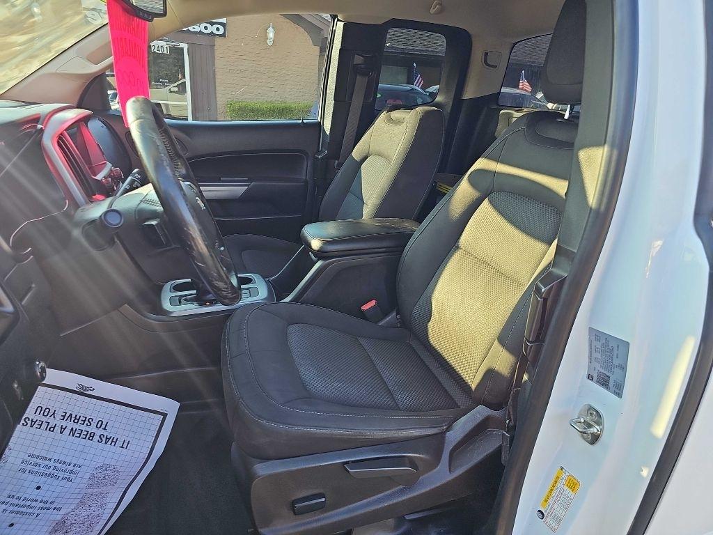 Chevrolet Colorado photo 15