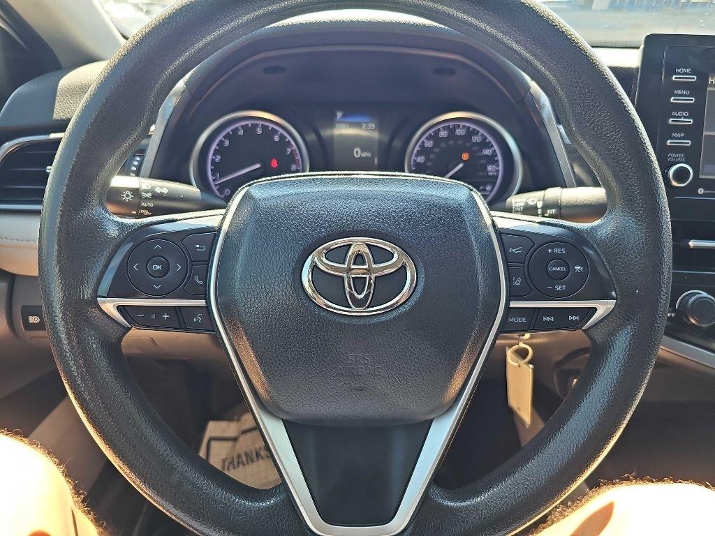 Toyota Camry LE Auto (Natl) 2021