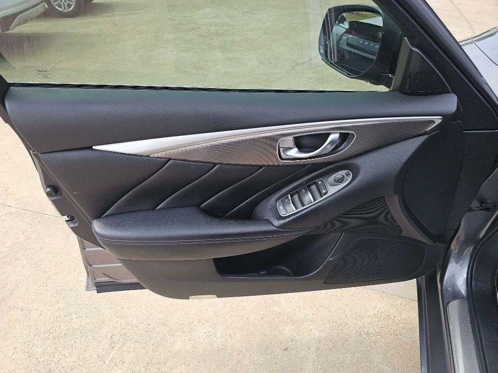 Infiniti Q50 4dr Sdn Premium RWD 2014