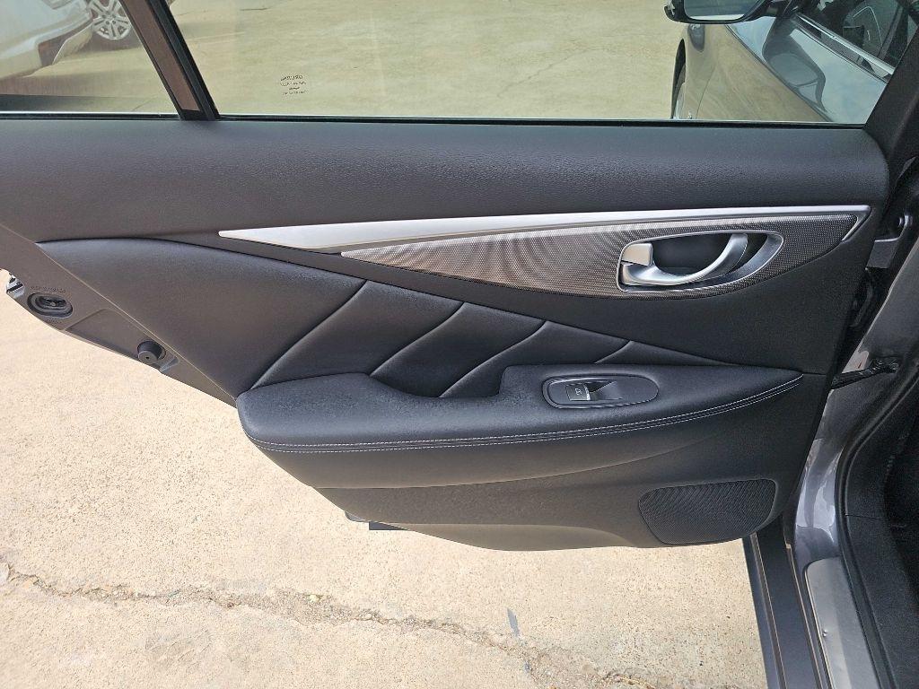 Infiniti Q50 4dr Sdn Premium RWD 2014