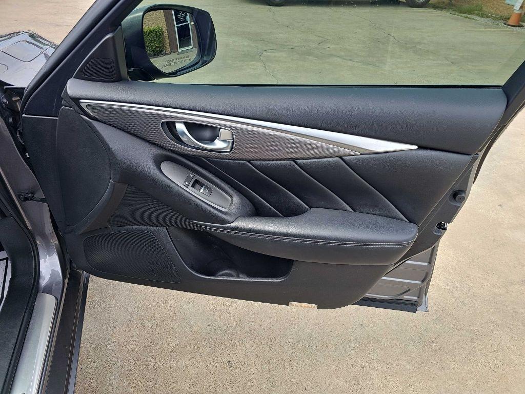 Infiniti Q50 4dr Sdn Premium RWD 2014