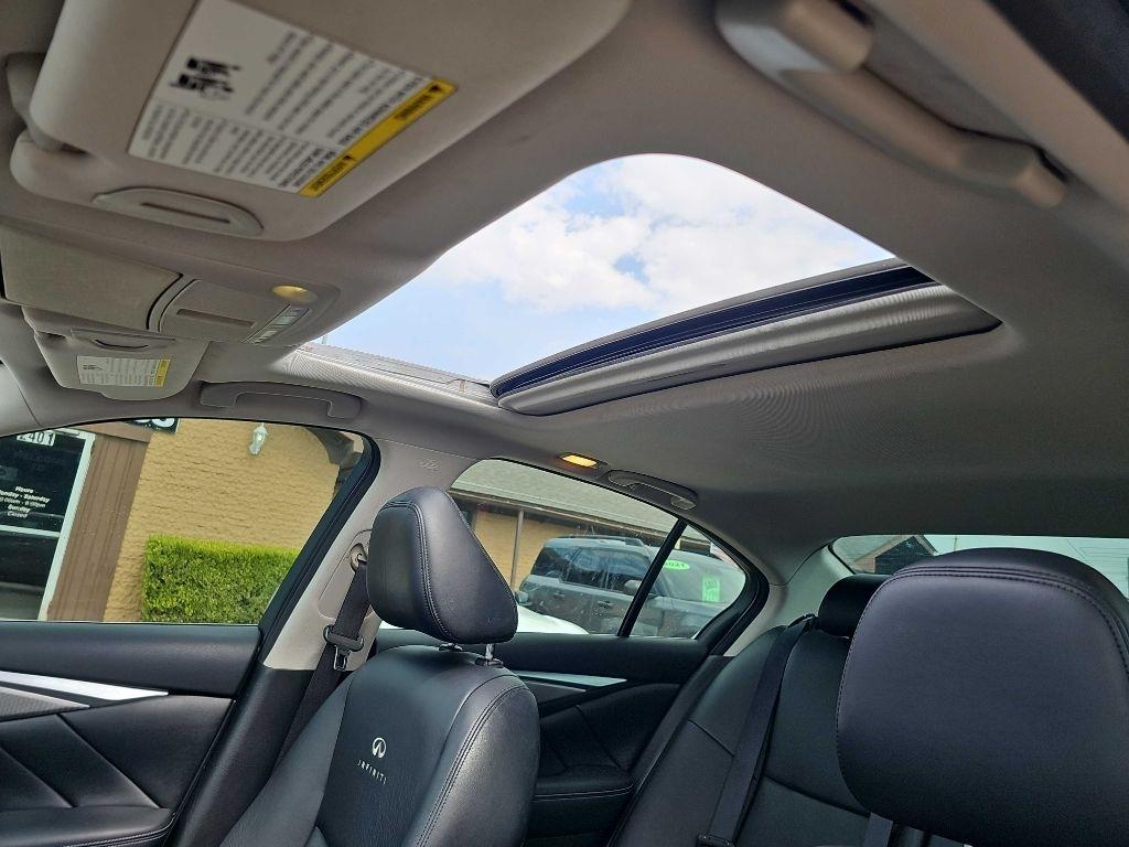 Infiniti Q50 4dr Sdn Premium RWD 2014