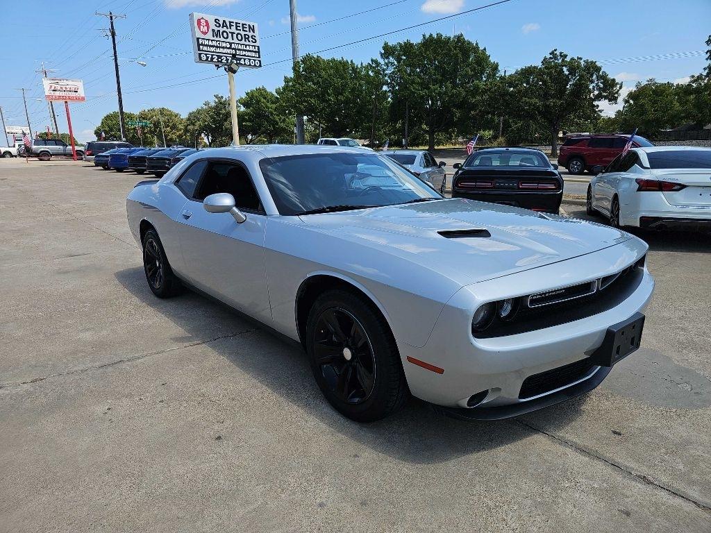 Dodge Challenger SXT RWD 2023