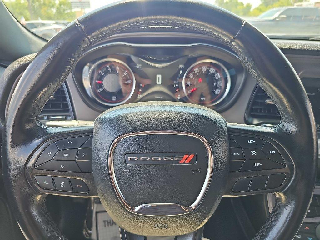 Dodge Challenger SXT RWD 2023