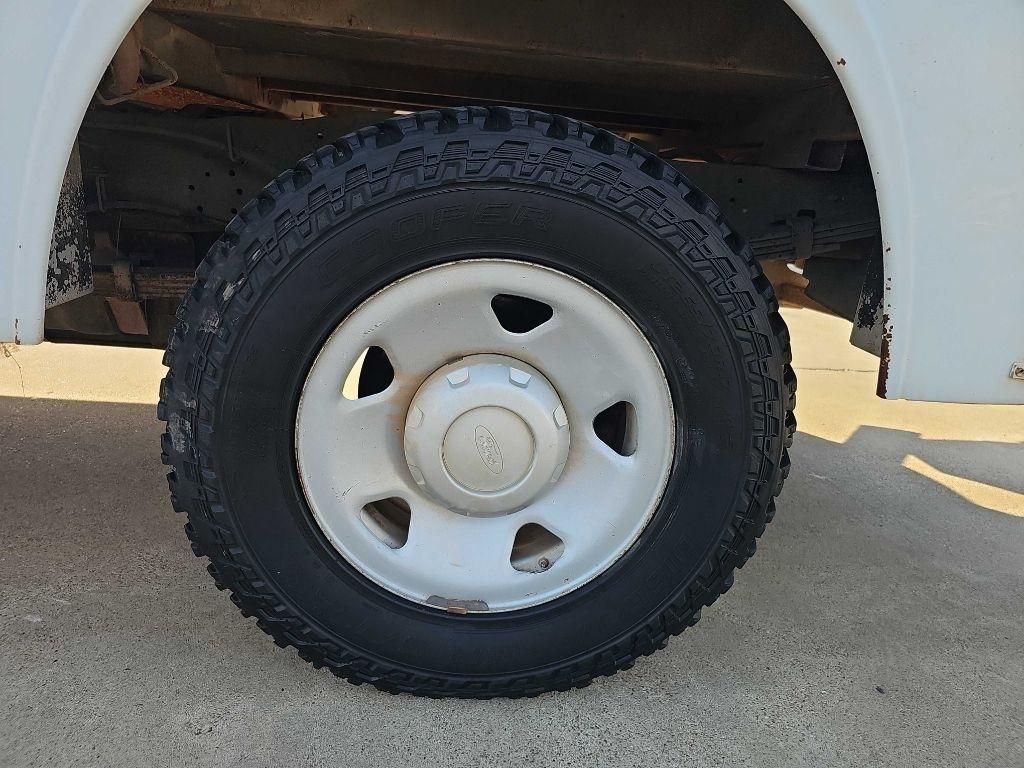 Ford Super Duty F-250 SRW 4WD Reg Cab 137" XLT 2008
