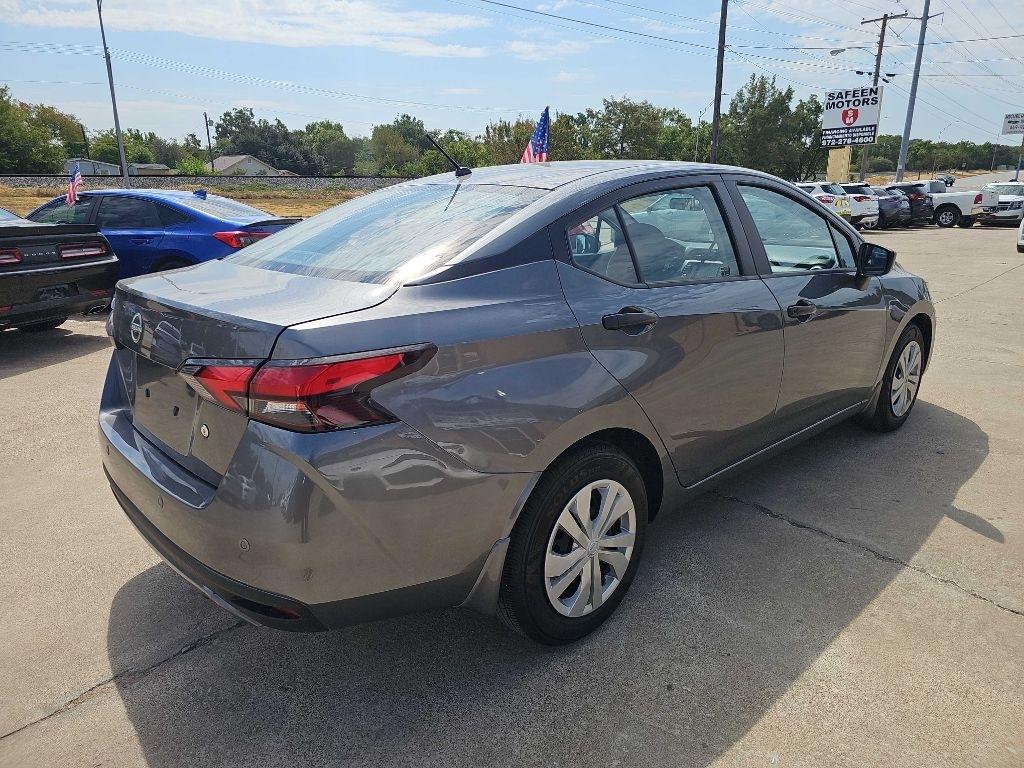 Nissan Versa S CVT 2025