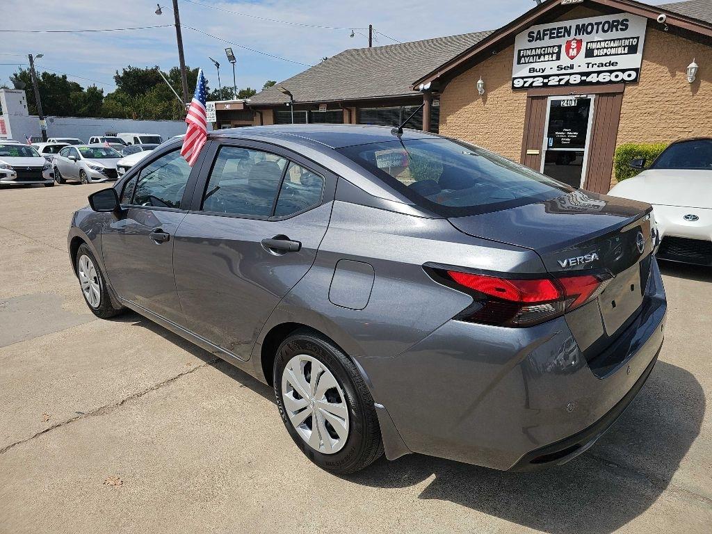 Nissan Versa S CVT 2025