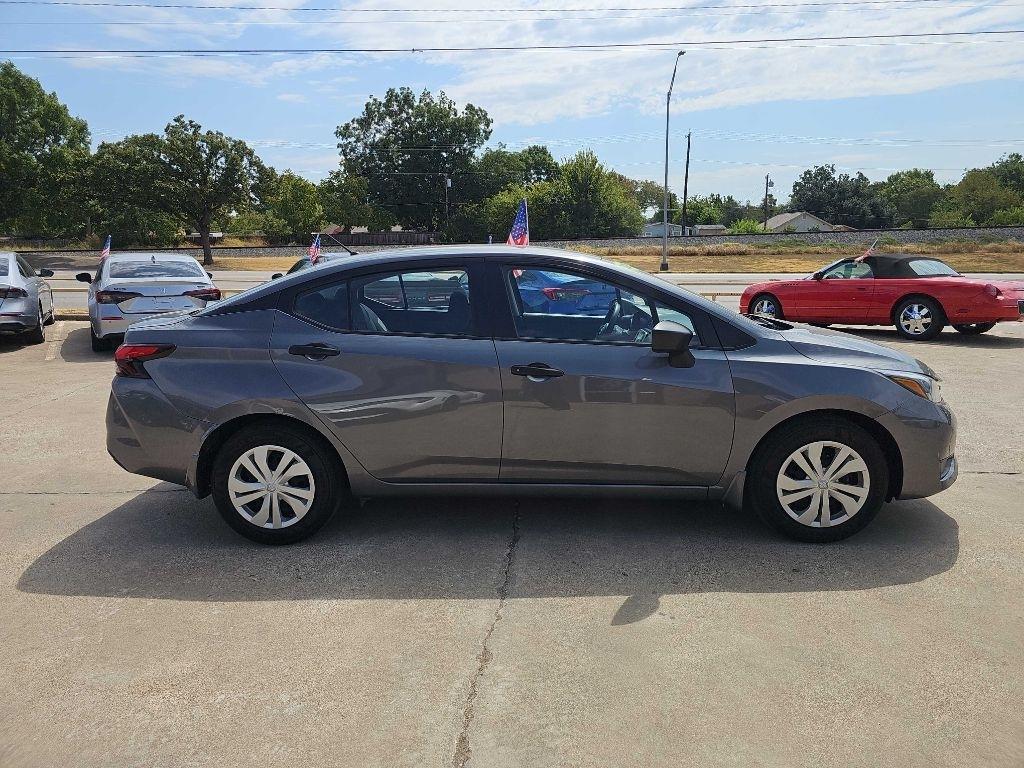 Nissan Versa S CVT 2025