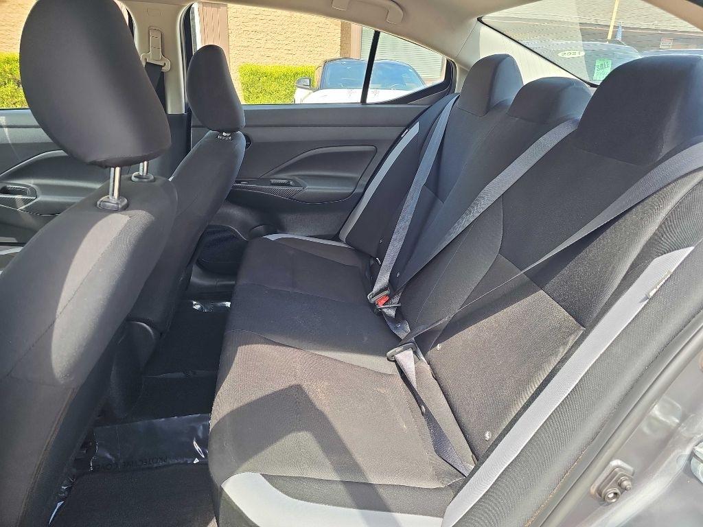 Nissan Versa S CVT 2025