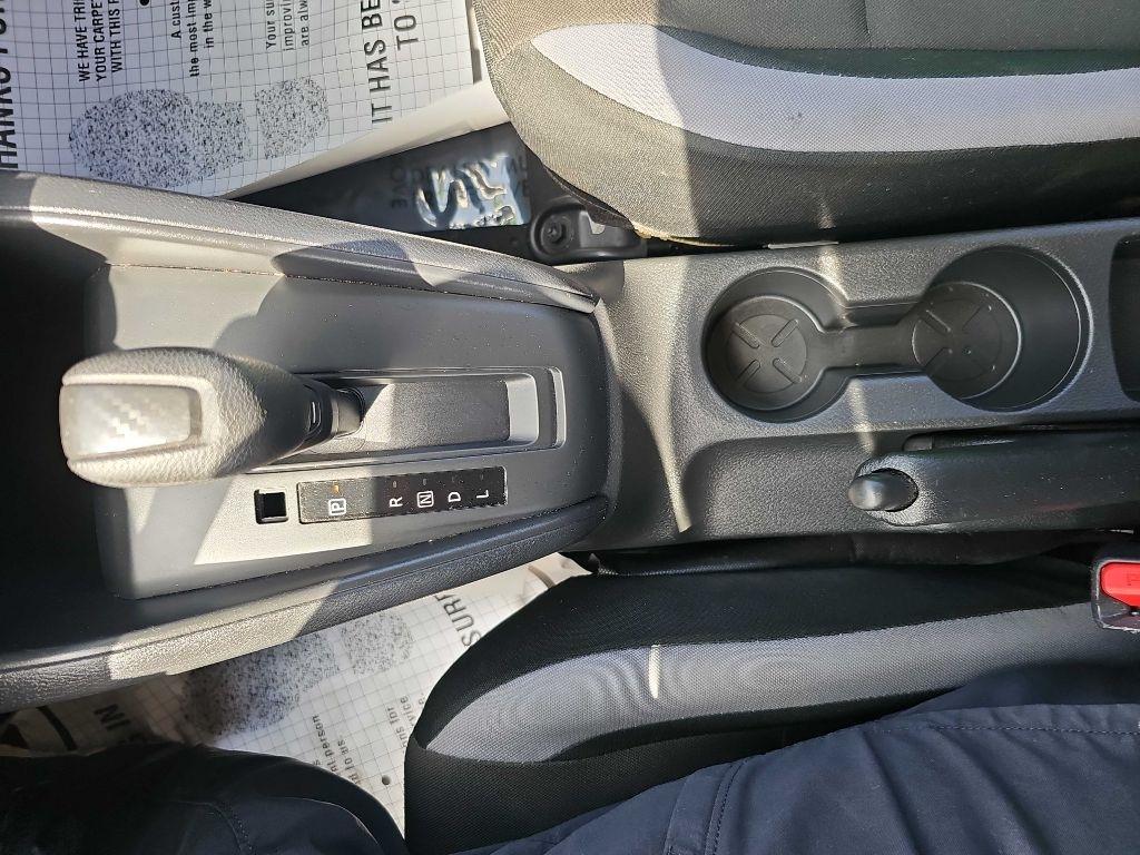 Nissan Versa S CVT 2025