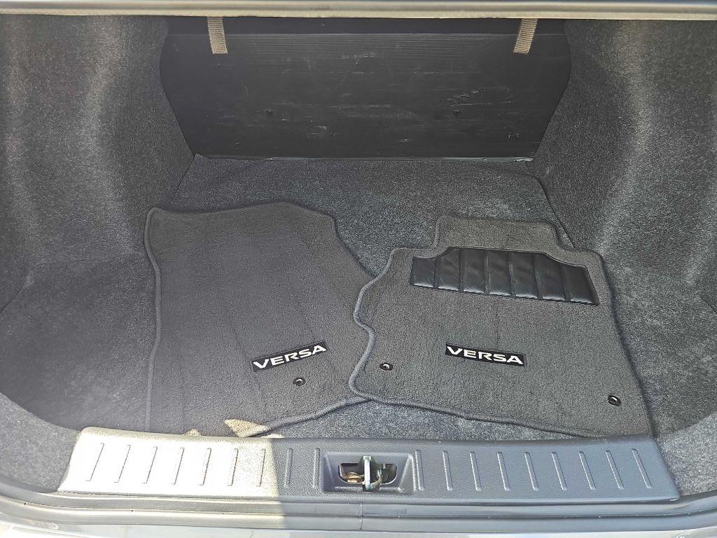 Nissan Versa S CVT 2025
