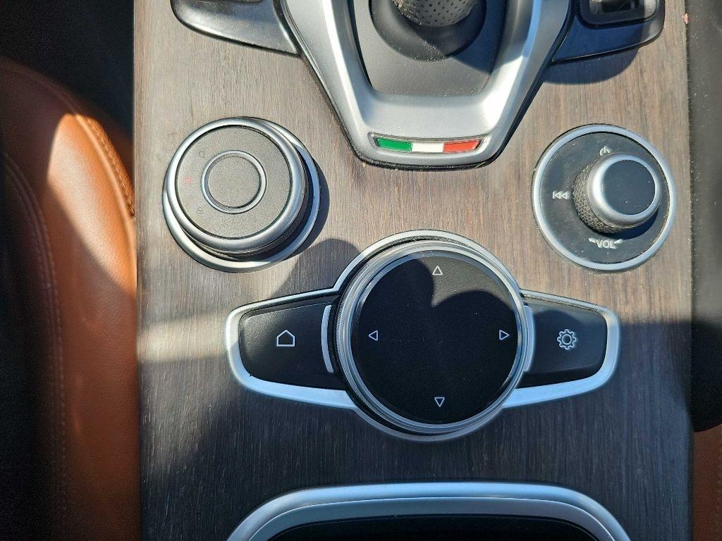 Alfa Romeo Giulia Ti RWD 2022