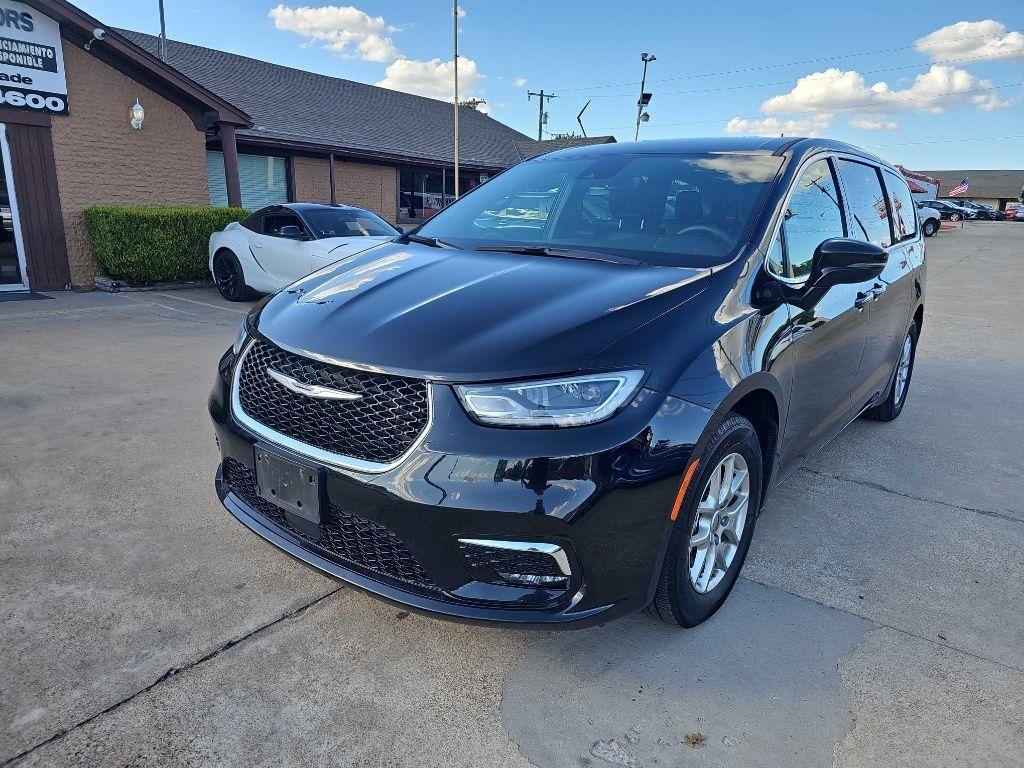 Chrysler Pacifica Select FWD 2025