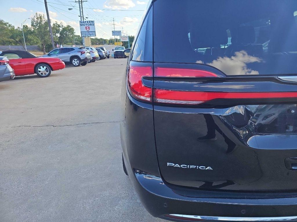 Chrysler Pacifica Select FWD 2025
