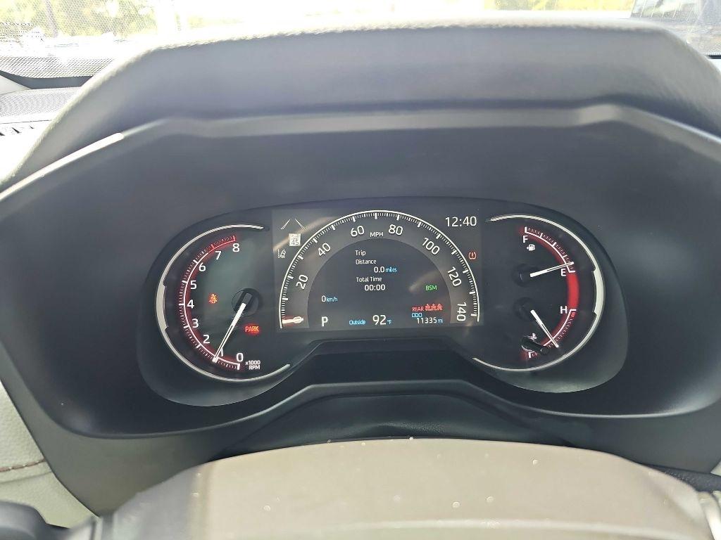 Toyota RAV4 XLE FWD (Natl) 2025