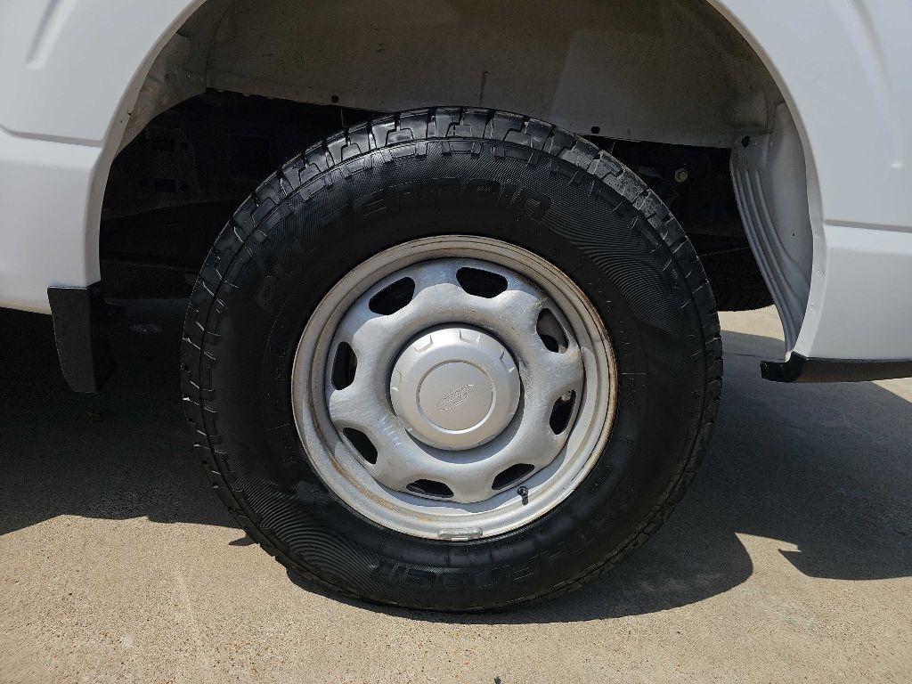 Ford F-150 photo 11