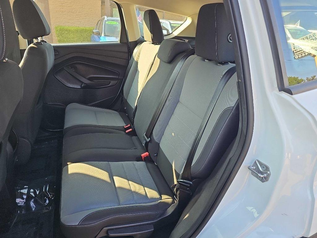 Ford Escape photo 15