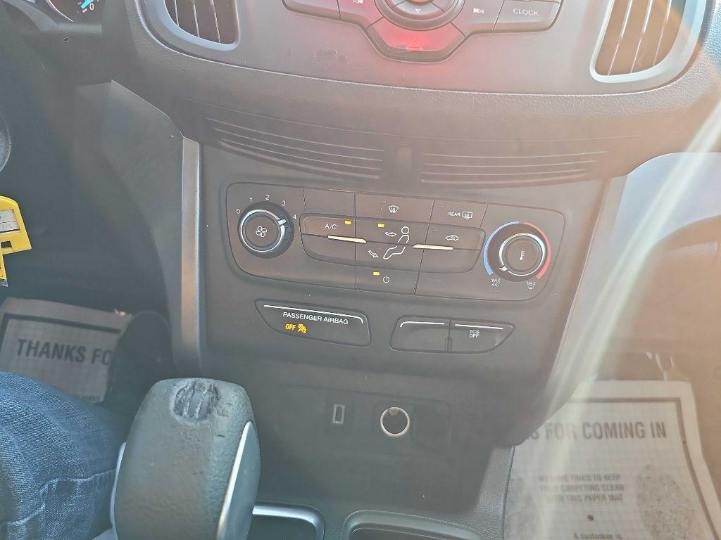 Ford Escape photo 29