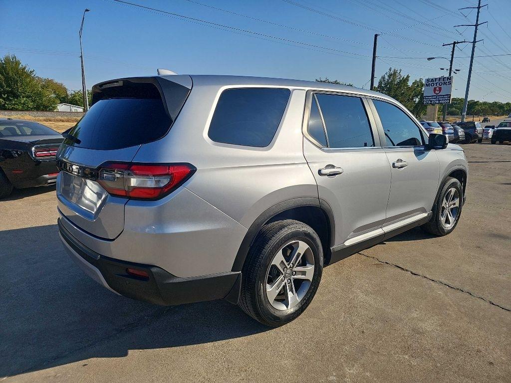 Honda Pilot photo 3