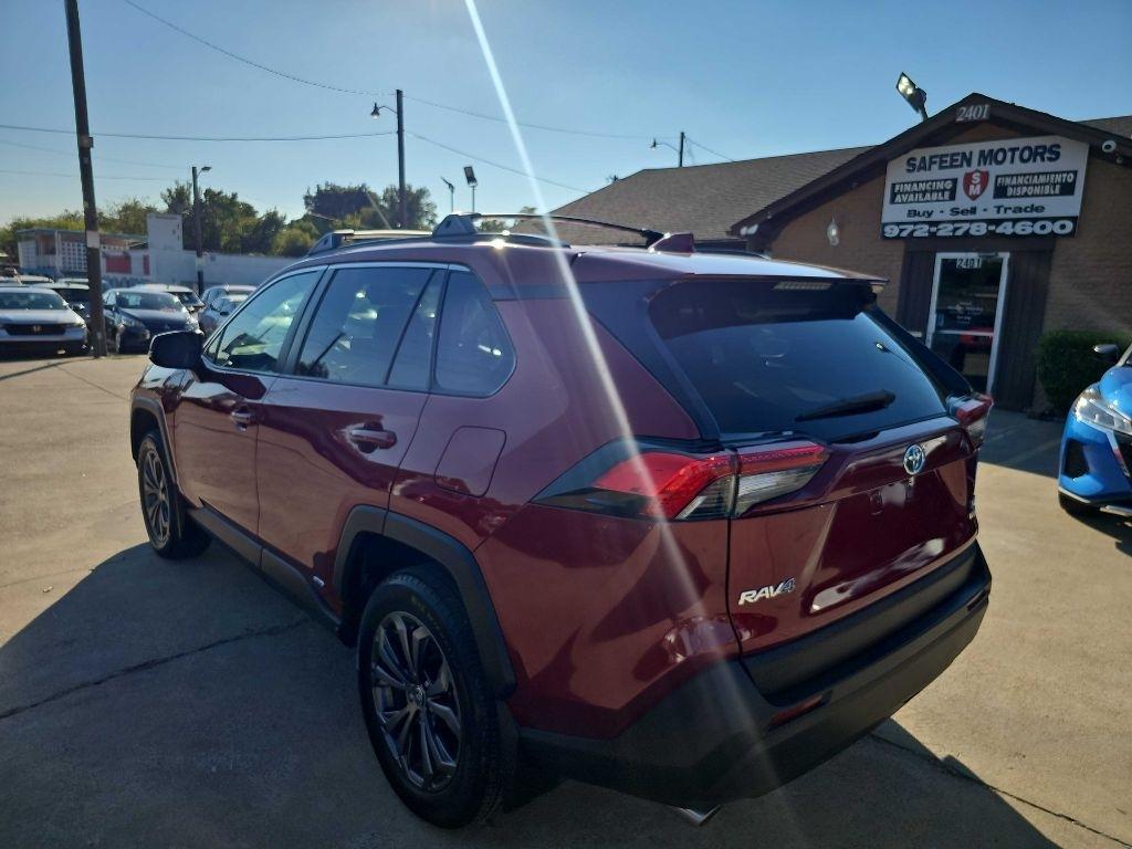 Toyota RAV4 Hybrid XLE Premium AWD (Natl) 2024