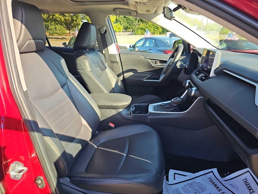 Toyota RAV4 Hybrid XLE Premium AWD (Natl) 2024