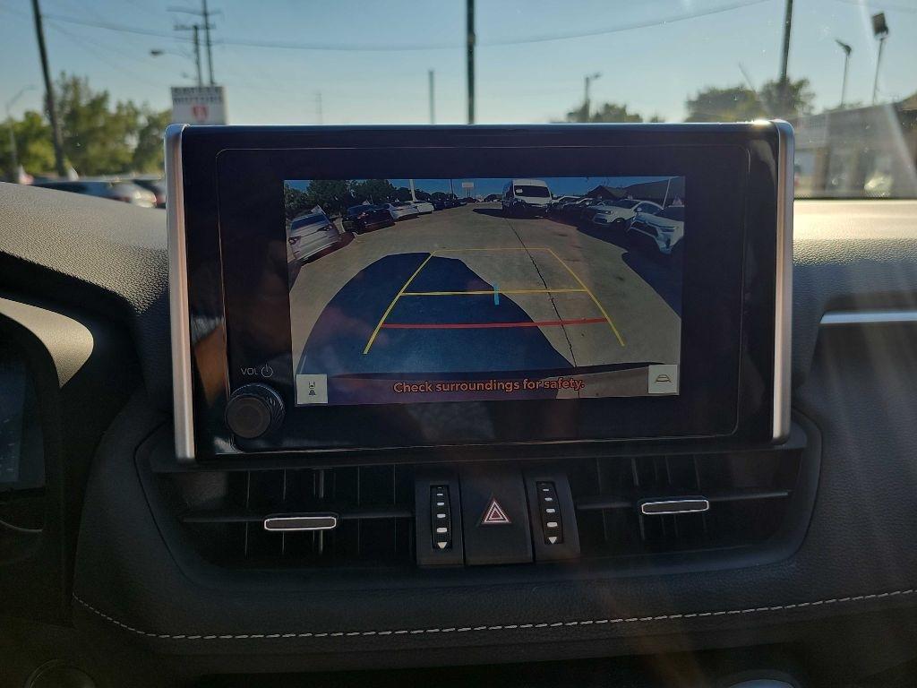 Toyota RAV4 Hybrid XLE Premium AWD (Natl) 2024