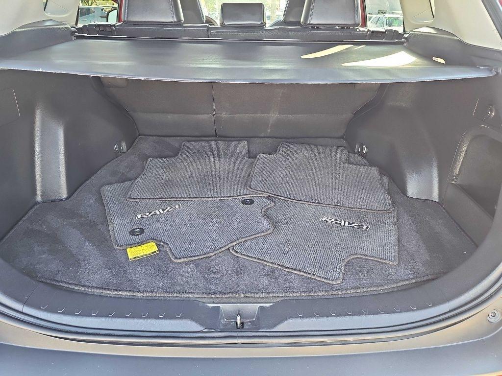 Toyota RAV4 Hybrid XLE Premium AWD (Natl) 2024